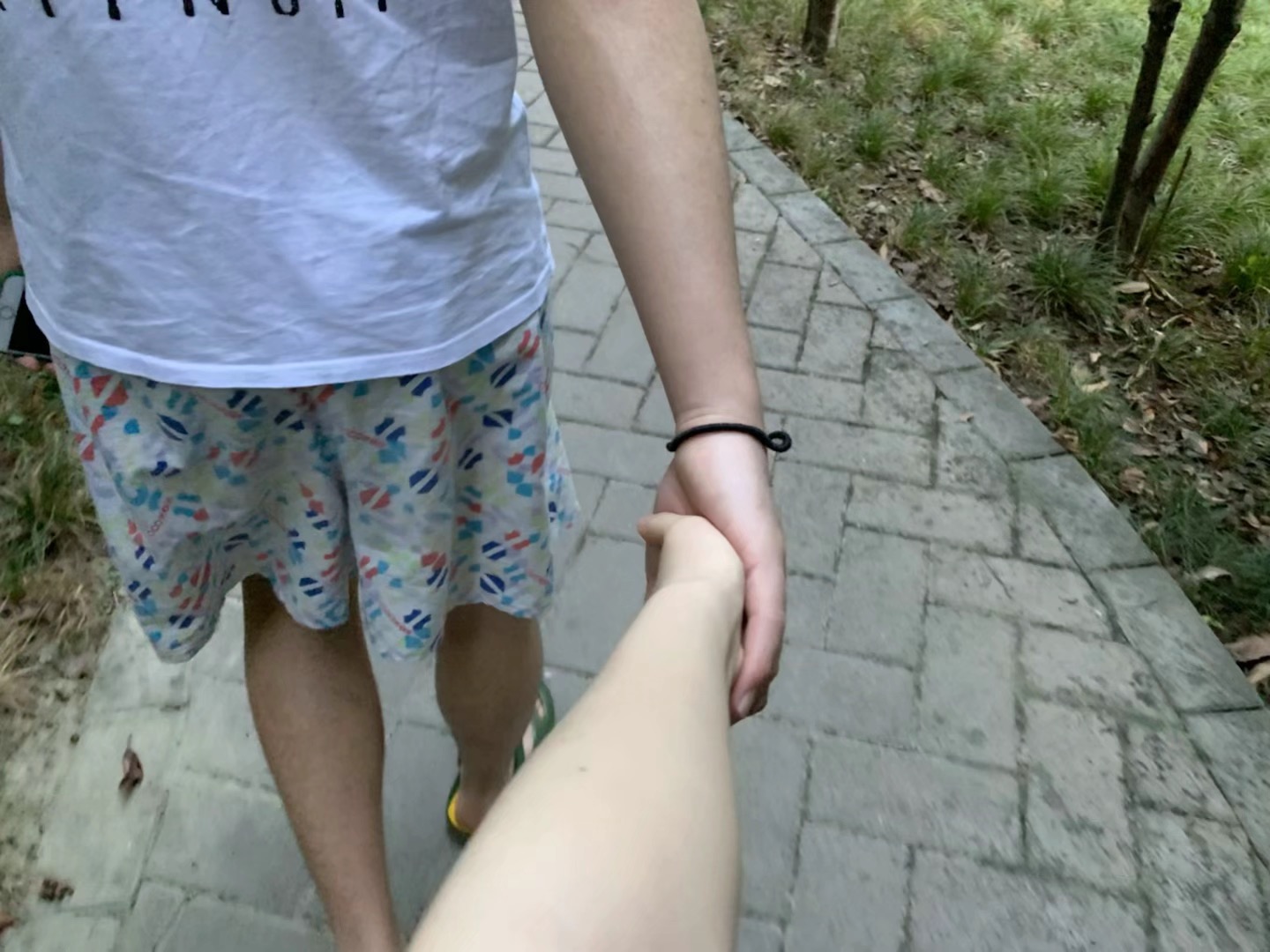 👫