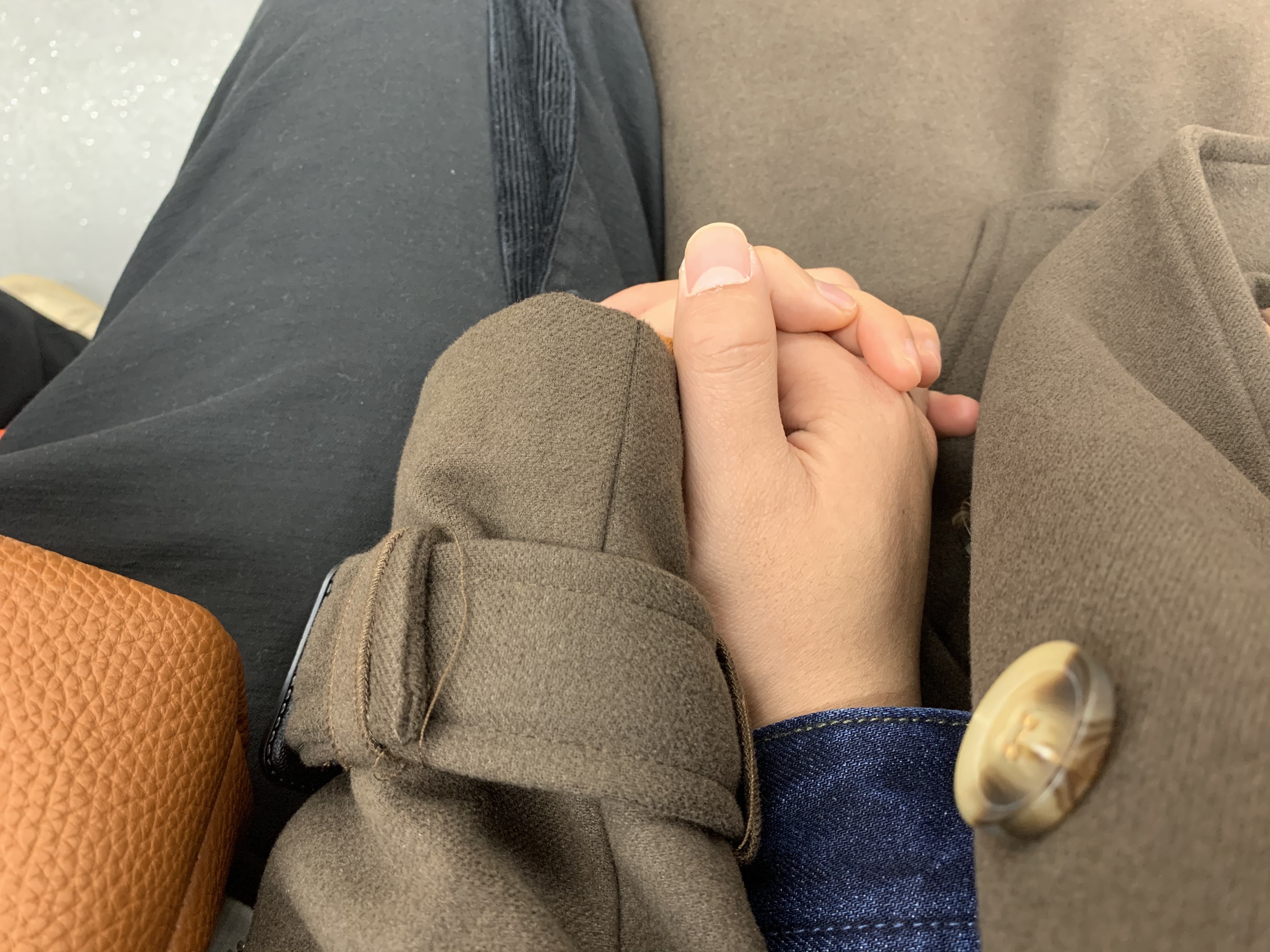 👫