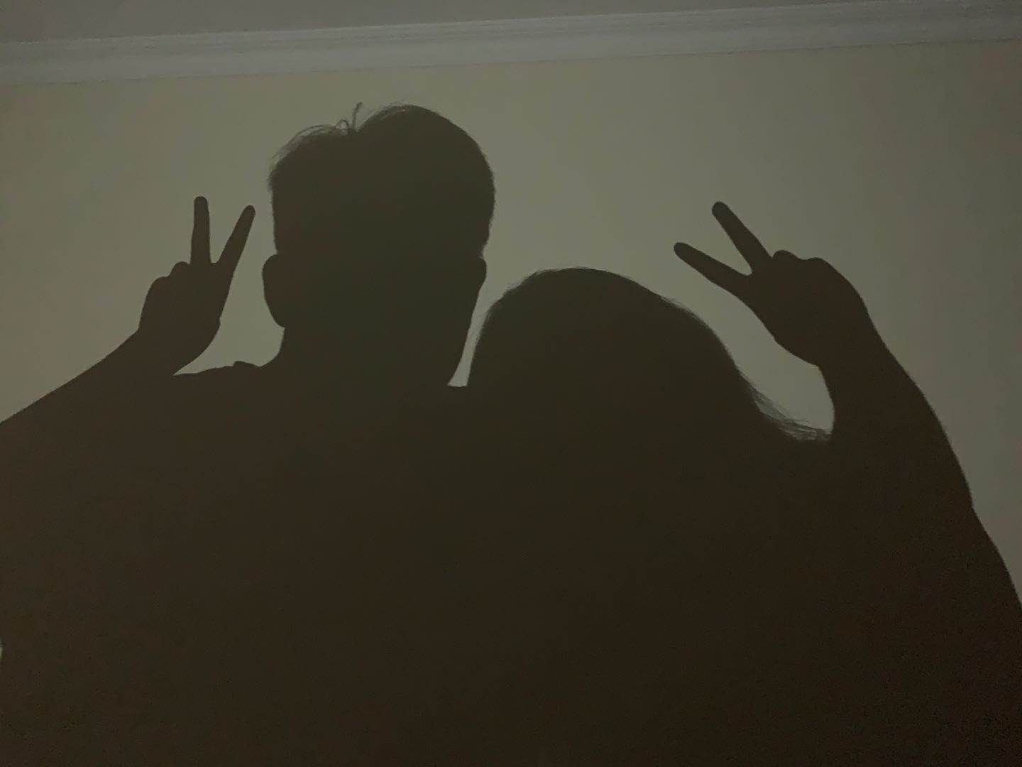 ✌